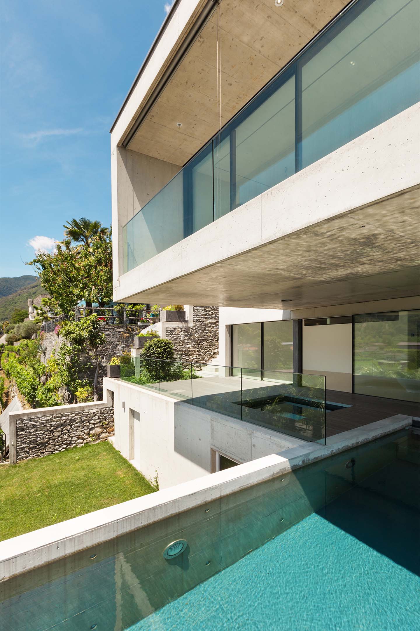 Beautiful Modern House In Cement
